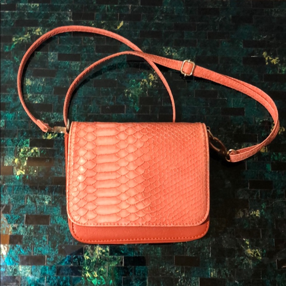 Mini crossbody bag